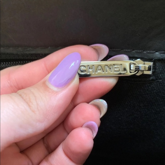 Chanel Vintage Handbag - Picture 7 of 8